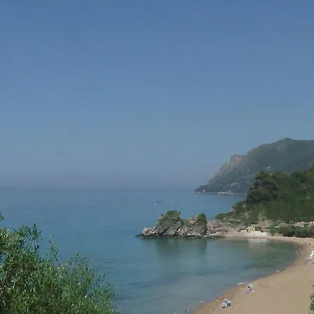 Takis - Kontogialos, *