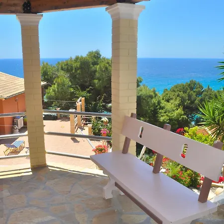 Takis - Kontogialos, Apartment Pelekas