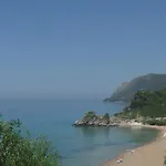 Takis - Kontogialos, *